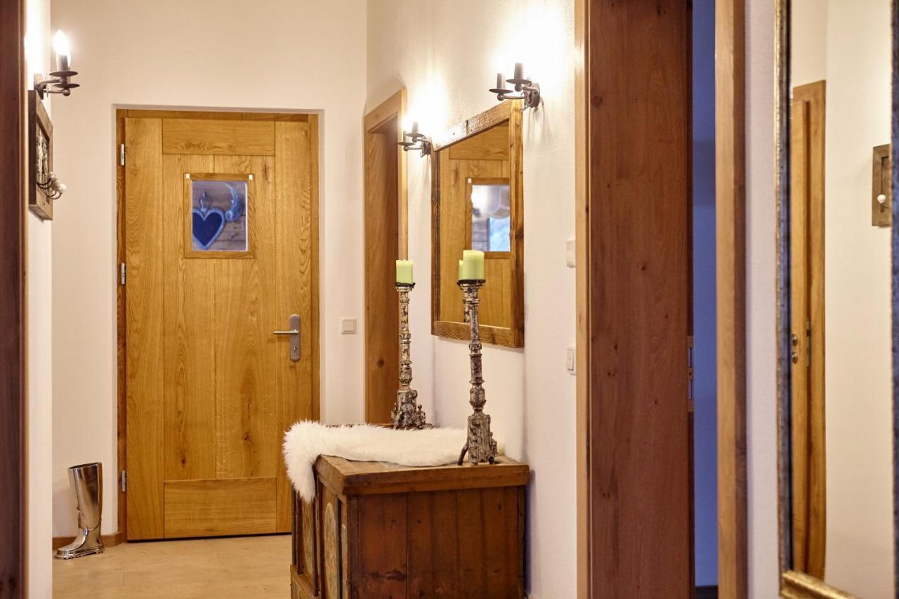 Ferienwohnung Eckbauer Garmisch-Partenkirchen Pokoj fotografie
